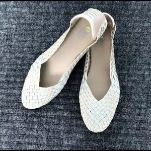 NEW Easy Spirit e360 flats Size 7